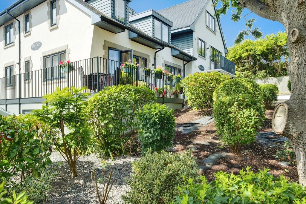 Property photo 3 of 18 Image 1