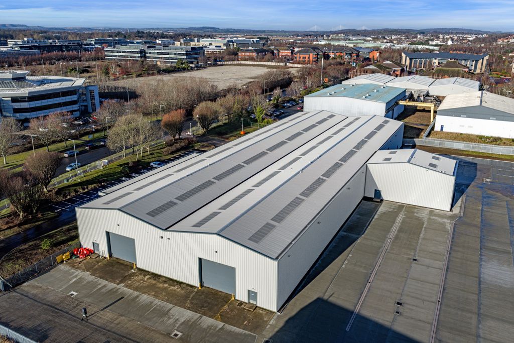 Property photo 3 of 17 Photo 12