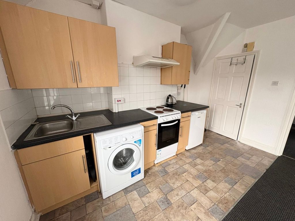 Property photo 1 of 4