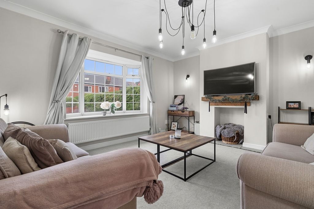 Property photo 2 of 26 4212813