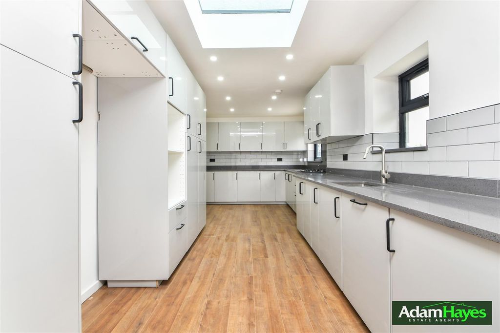 Property photo 3 of 22 Dsc_4093.Jpg