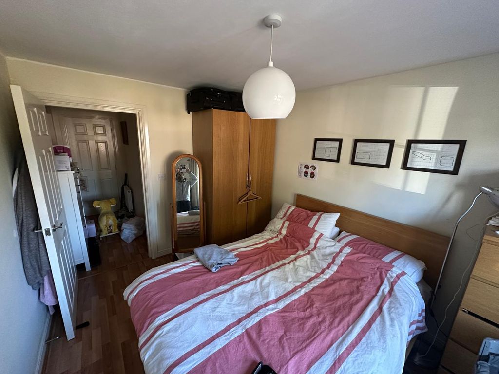 Property photo 2 of 4