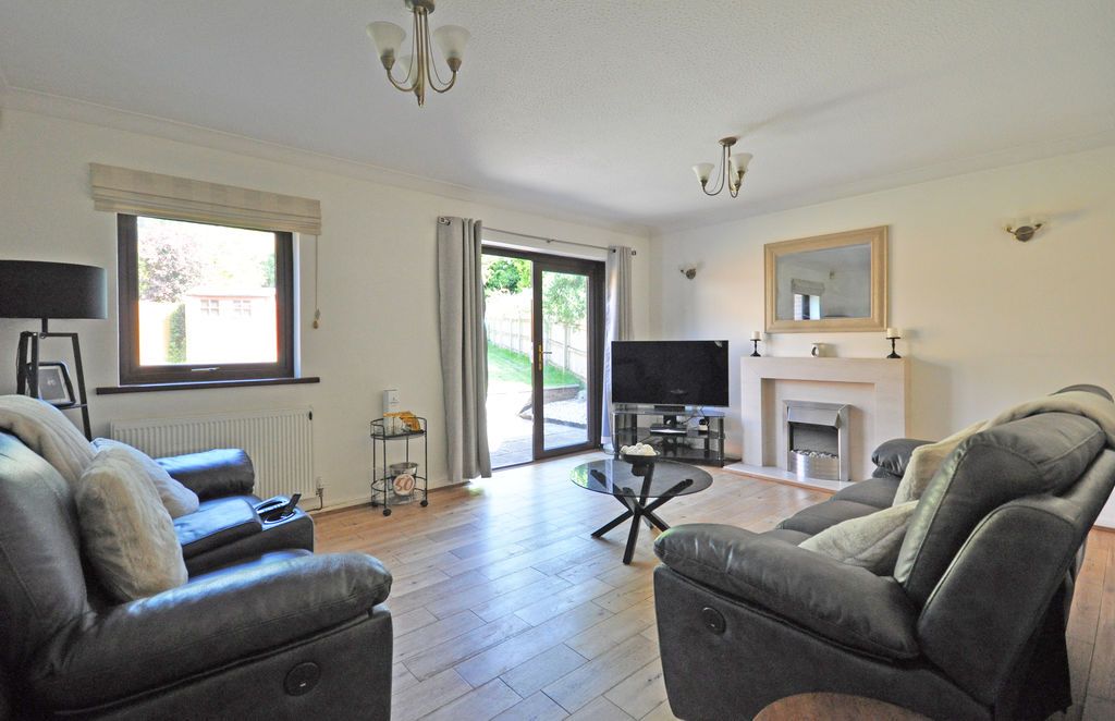 Property photo 3 of 17 Photo 20