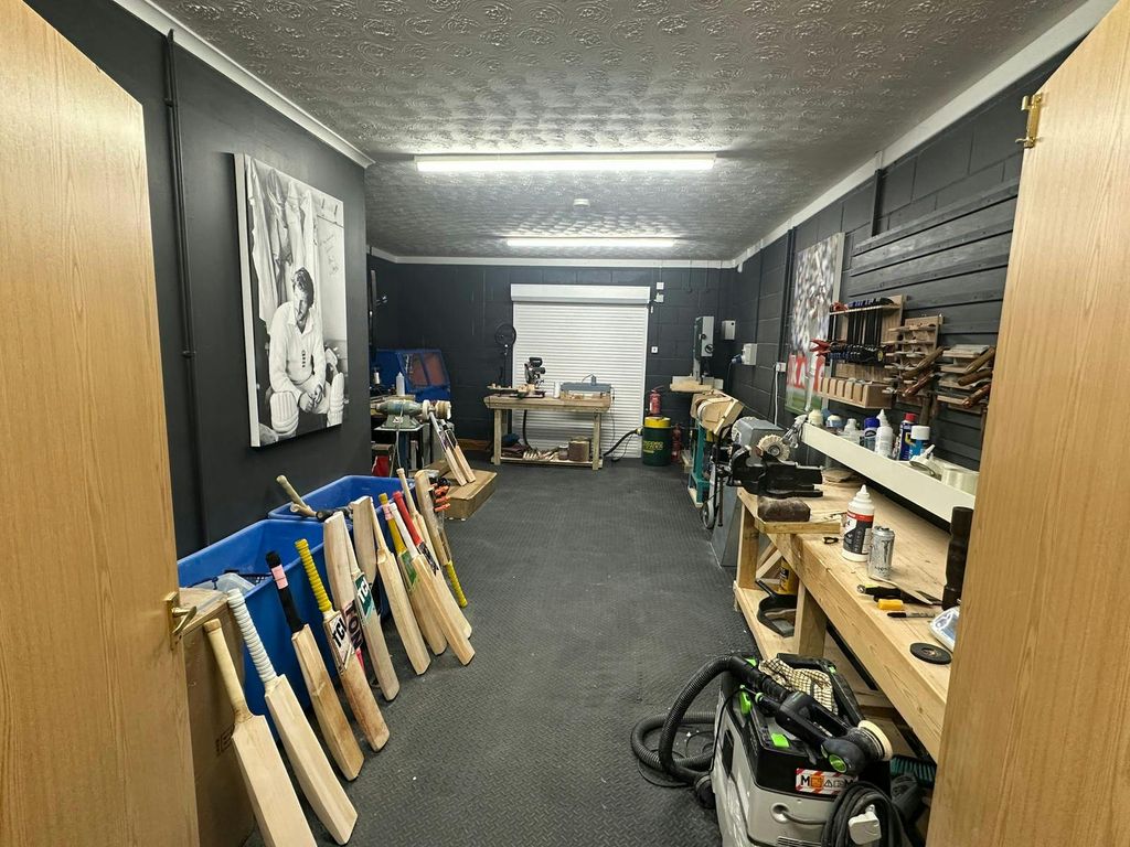 Property photo 3 of 4 Img_7076.Jpg