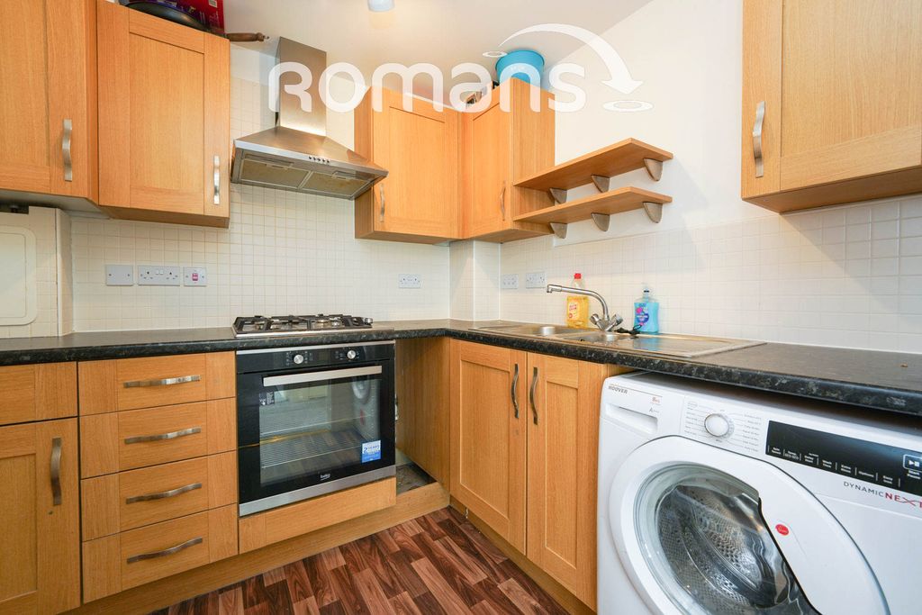 Property photo 2 of 8 8