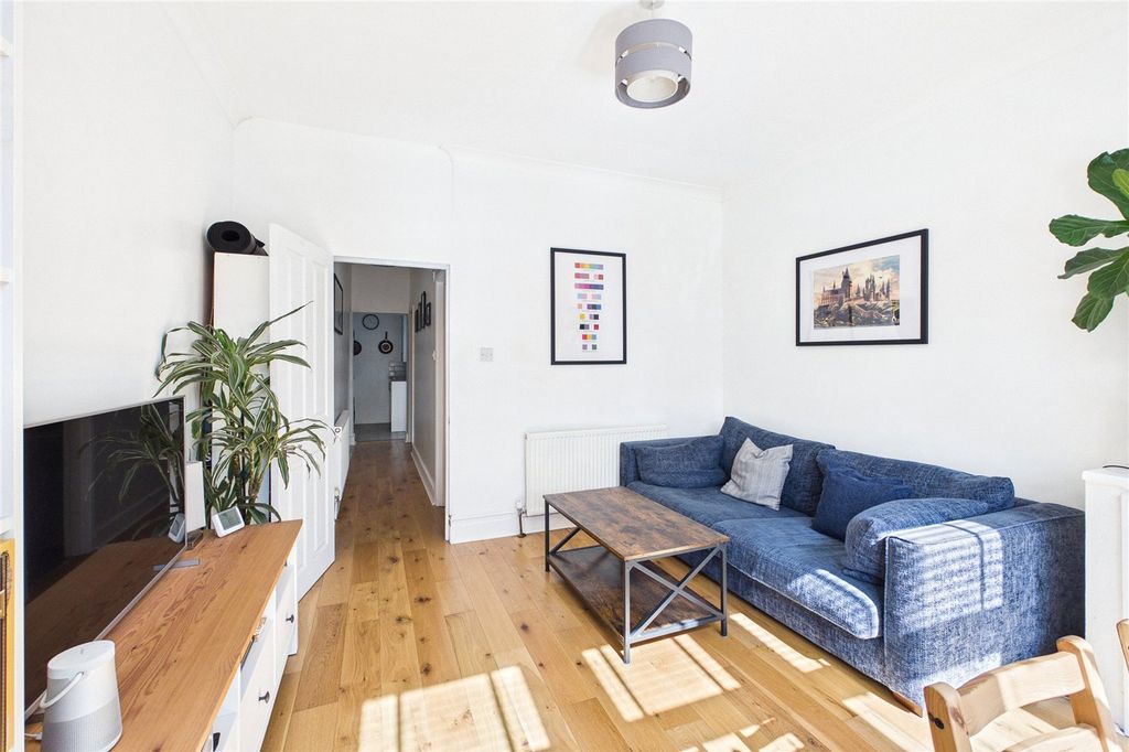 Property photo 3 of 11 Picture No. 07