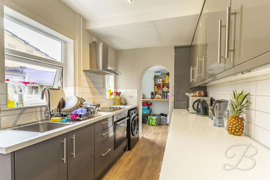 Property photo 3 of 17 Ccltd7.Jpg