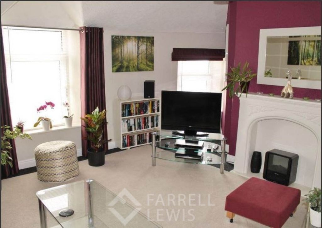 Property photo 2 of 5