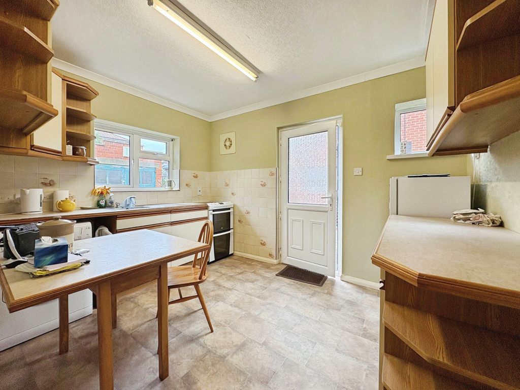 Property photo 2 of 20 91Eeff54-12