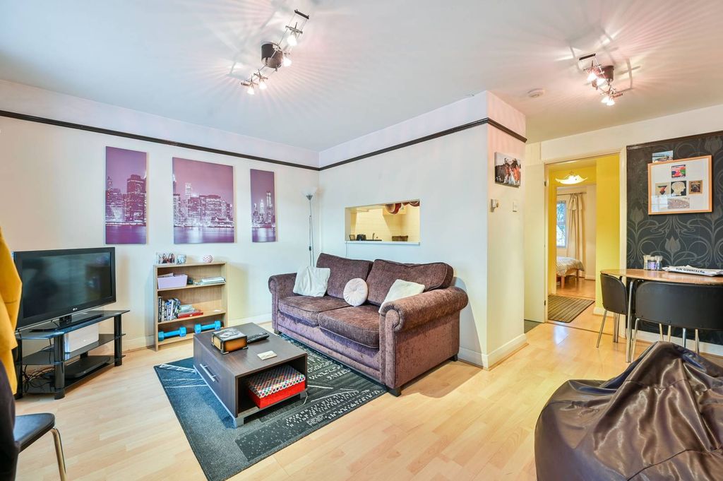 Property photo 1 of 7