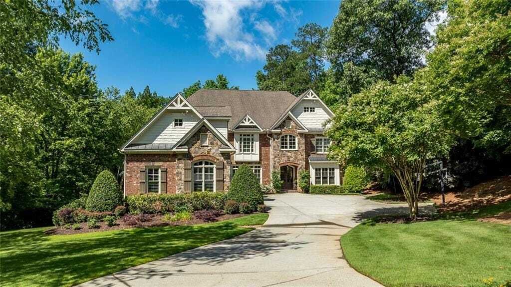 Property photo 1 of 31