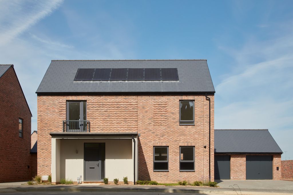 Property photo 1 of 7 252223 Vistry Walstead Park - 284