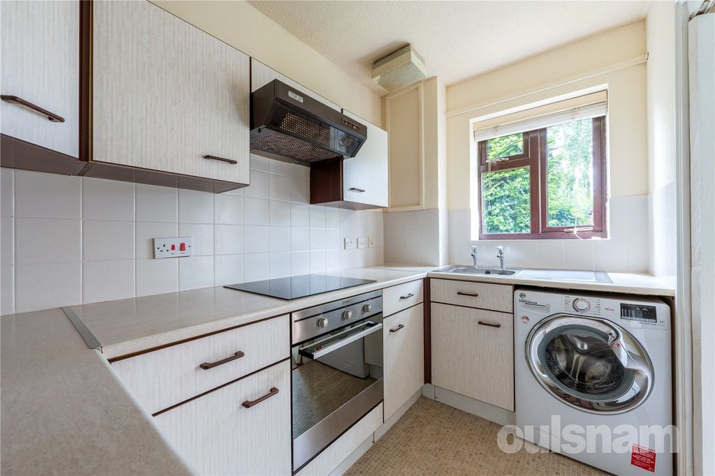 Property photo 3 of 5 Picture No. 04
