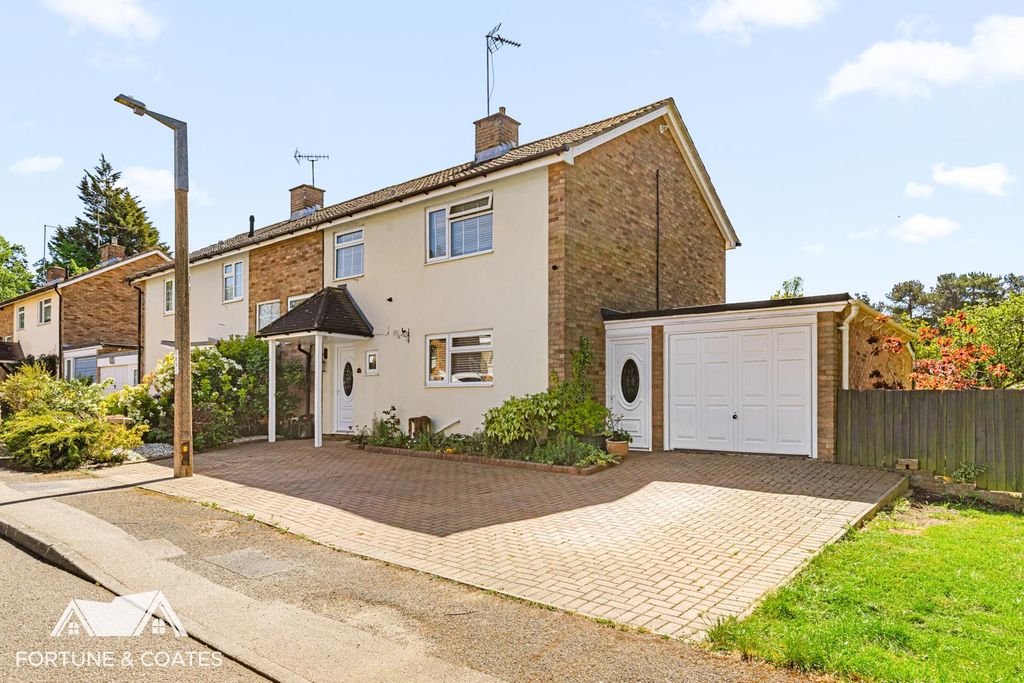 Property photo 1 of 32 Upperpark_50.Jpg