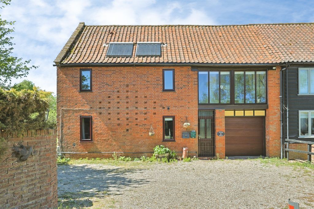 Property photo 2 of 28