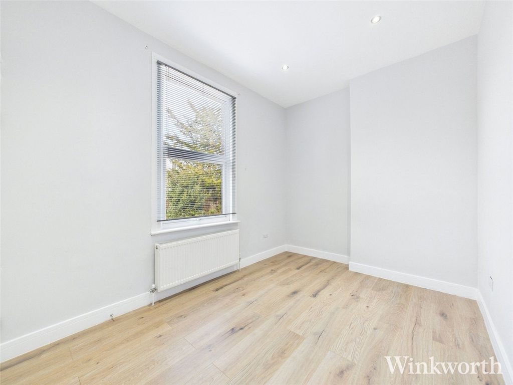 Property photo 3 of 9 Picture No. 02