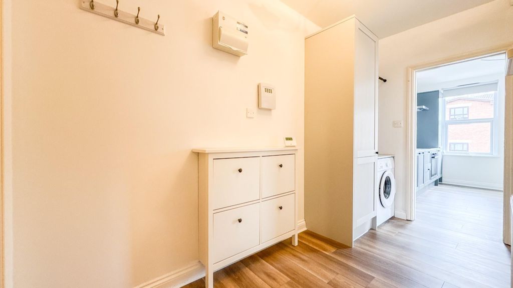 Property photo 3 of 13 Untitled-4372.Jpg