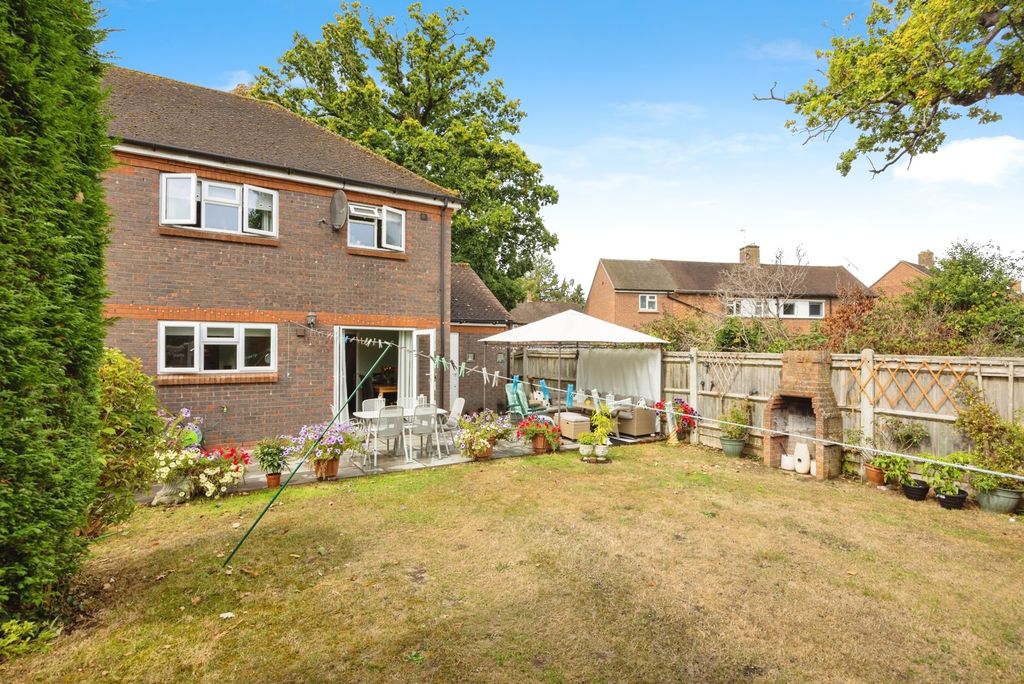 Property photo 2 of 17 Photo