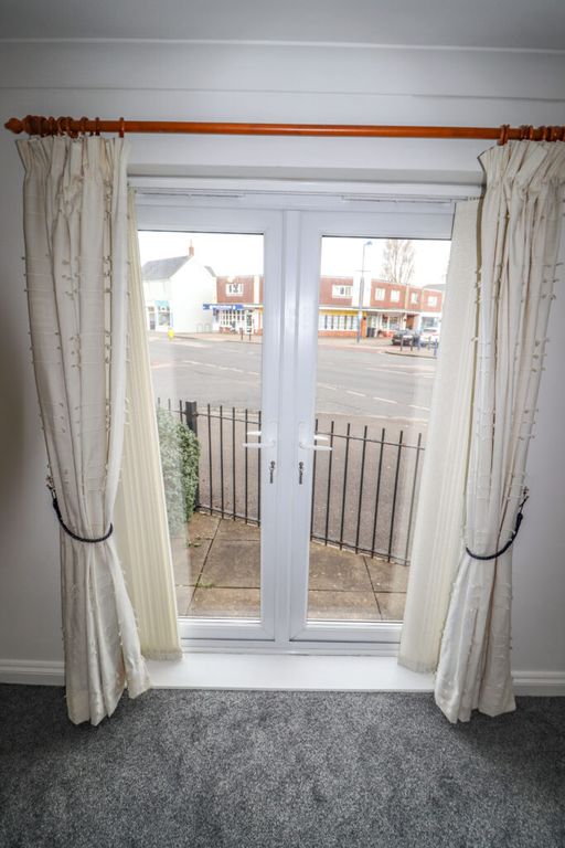 Property photo 3 of 7