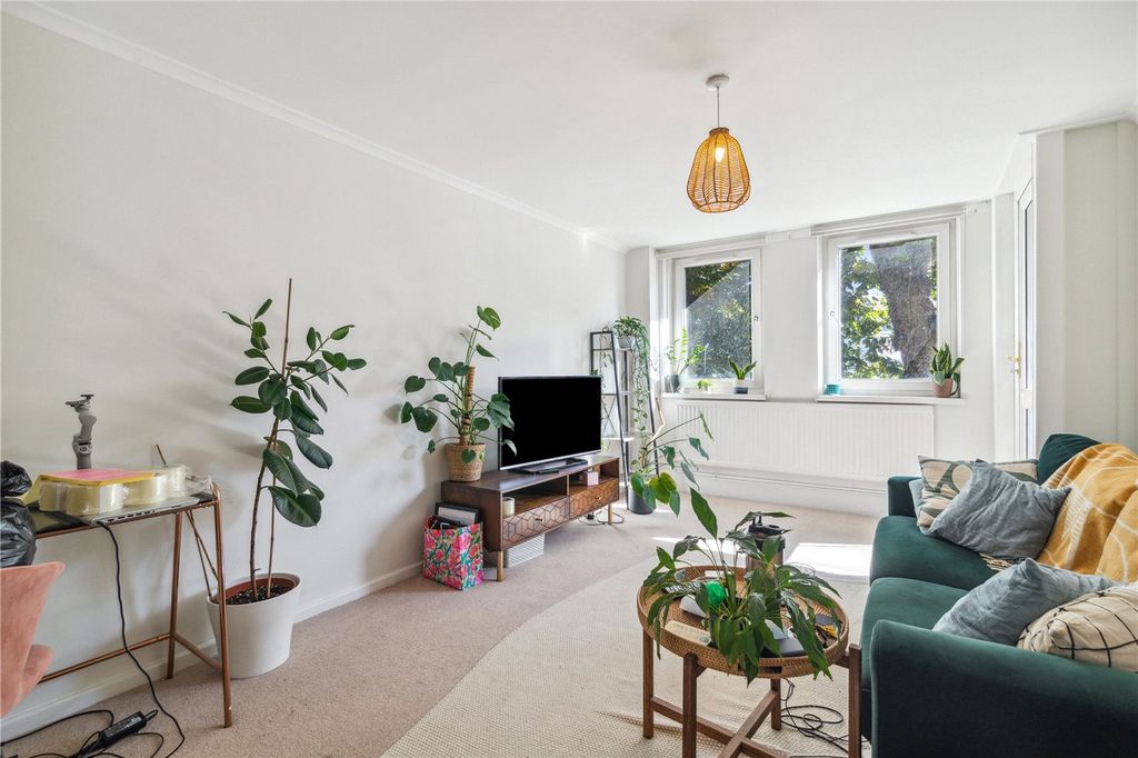 Property photo 2 of 16 Picture No. 39