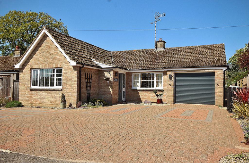 Property photo 2 of 16