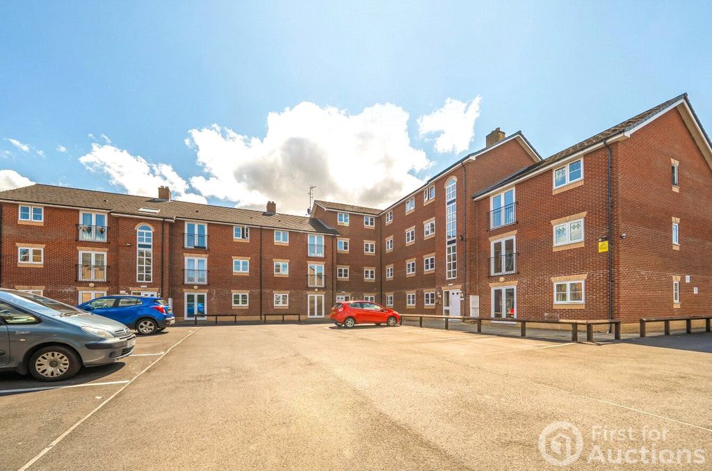 Property photo 2 of 11 Picture No. 62