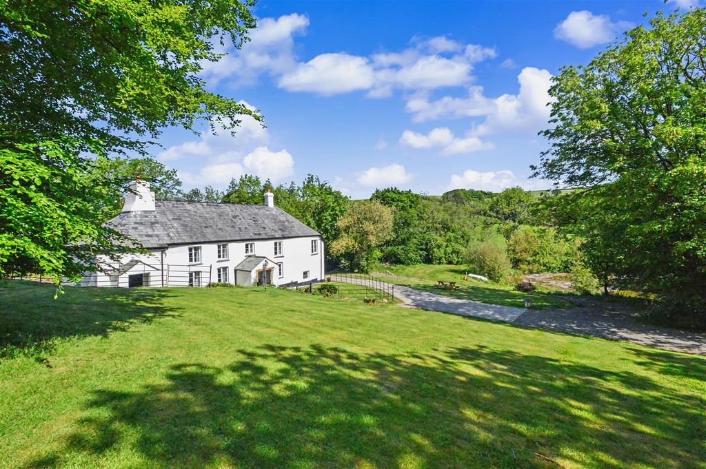 Property photo 3 of 30 Mill Leat House