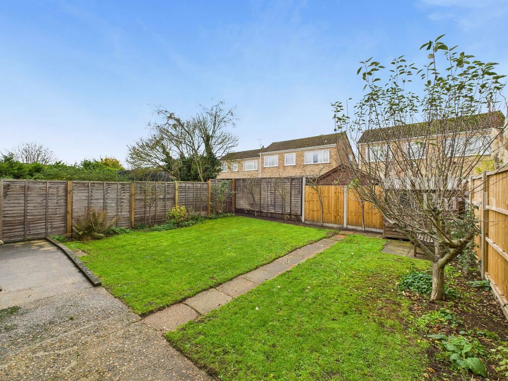 Property photo 3 of 23