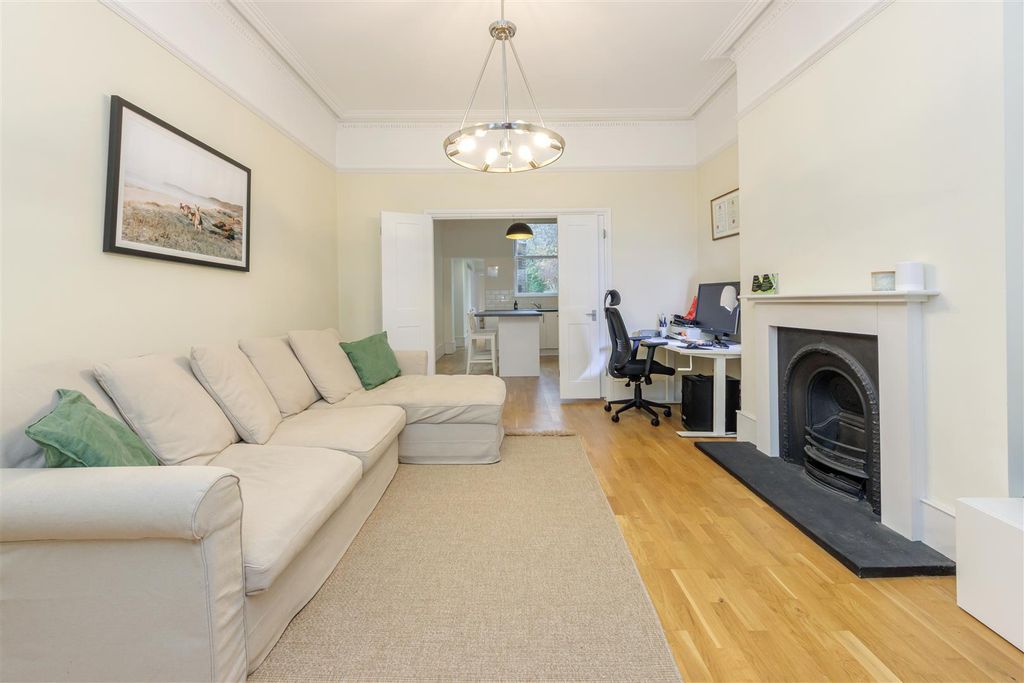 Property photo 3 of 15 0012.Jpg