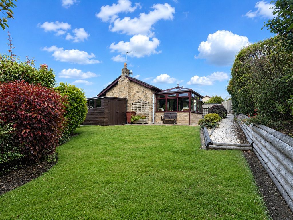 Property photo 2 of 17 2 - Picture No. 32