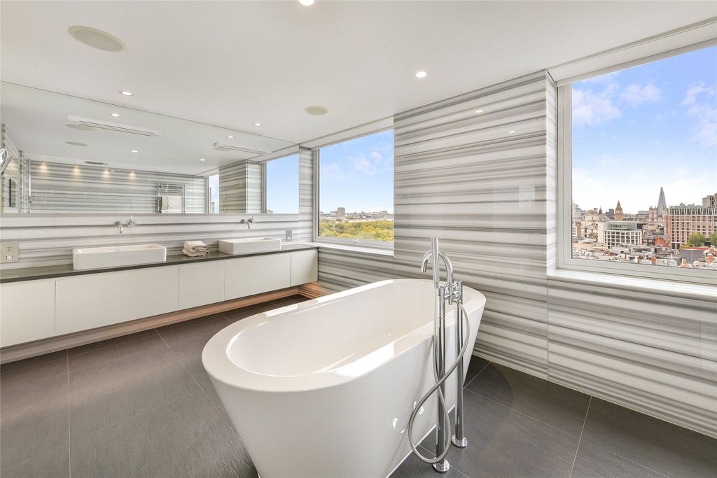 Property photo 3 of 16 Picture No. 52