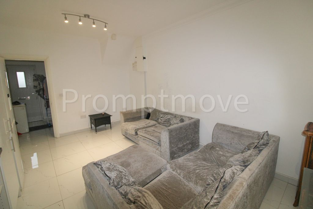 Property photo 2 of 7 Na