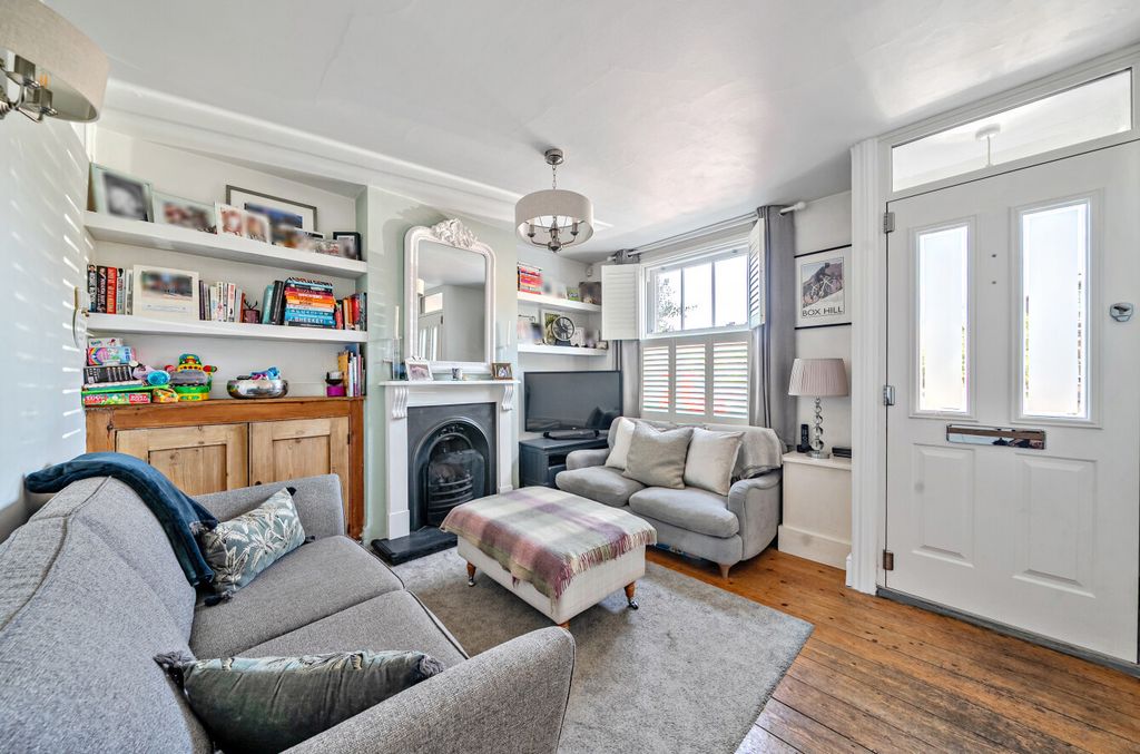 Property photo 2 of 17 1471843-14-6A3Bc1...
