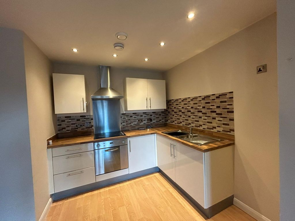 Property photo 3 of 8