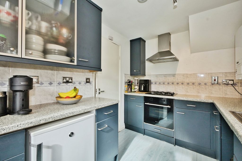 Property photo 3 of 14 Pbox-Img.Jpg