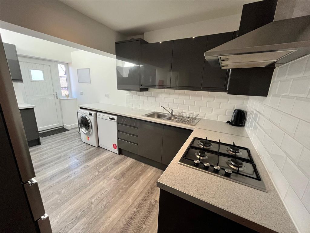 Property photo 1 of 11 1.Jpg