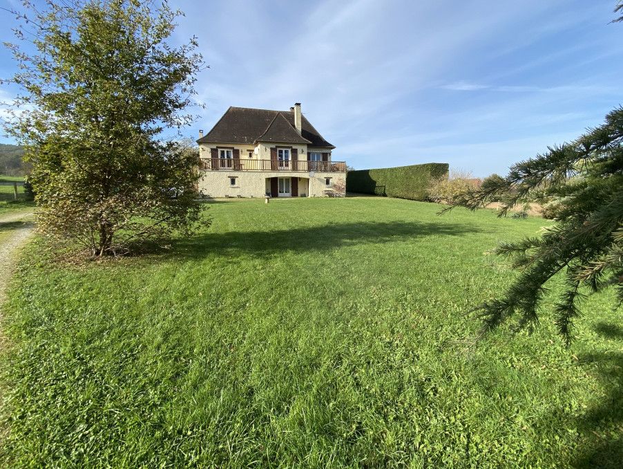 Property photo 1 of 27