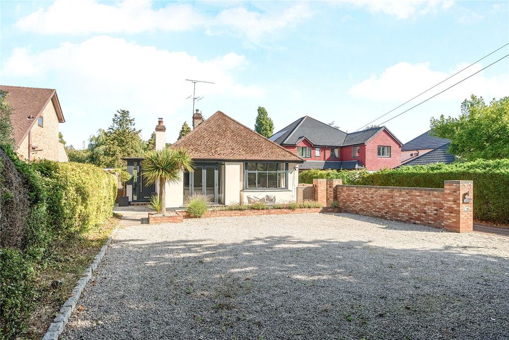 Property photo 1 of 33 Picture No. 09