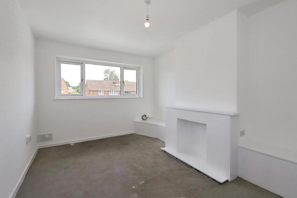 Property photo 3 of 11 Pbox-Img.Jpg