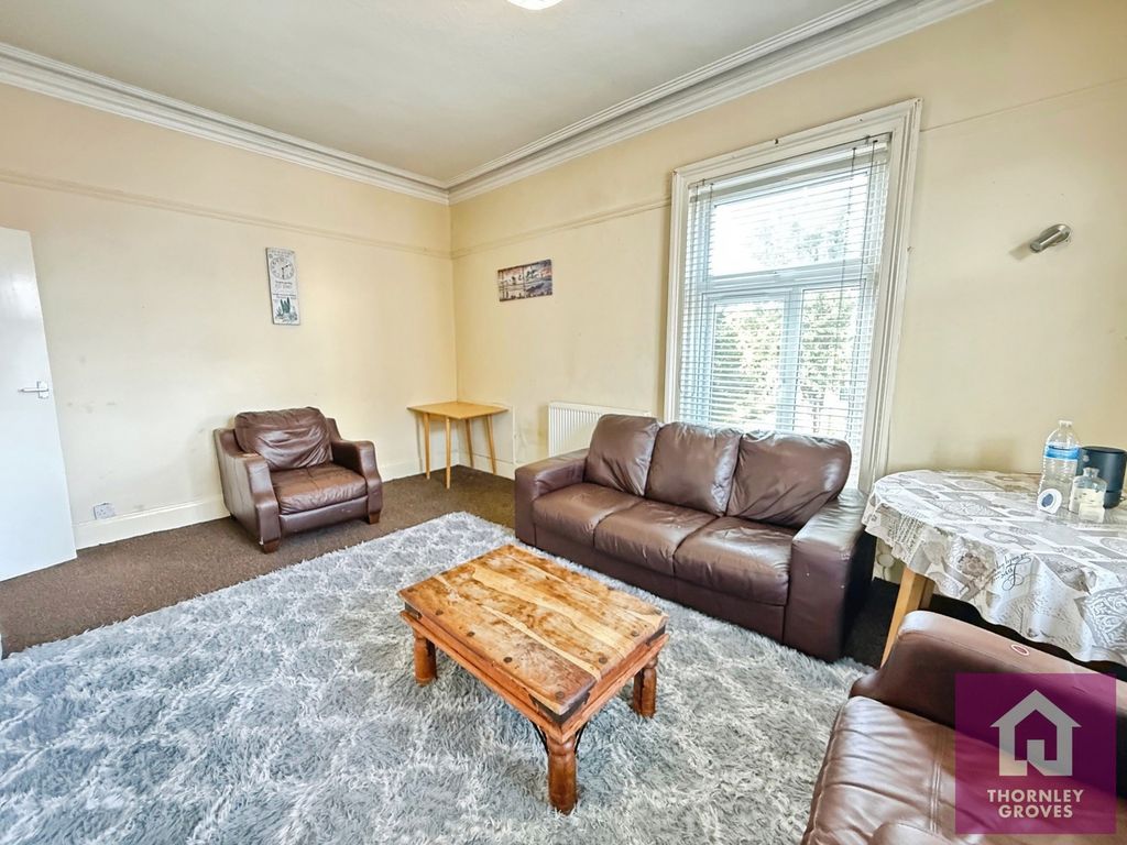 Property photo 2 of 9 Pbox-Img.Jpg