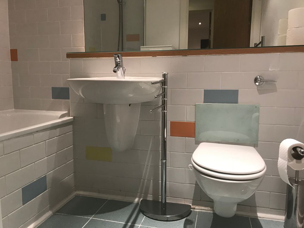 Property photo 3 of 5