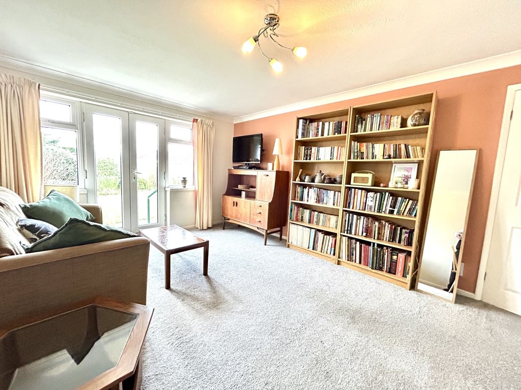 Property photo 2 of 12 Img_7631