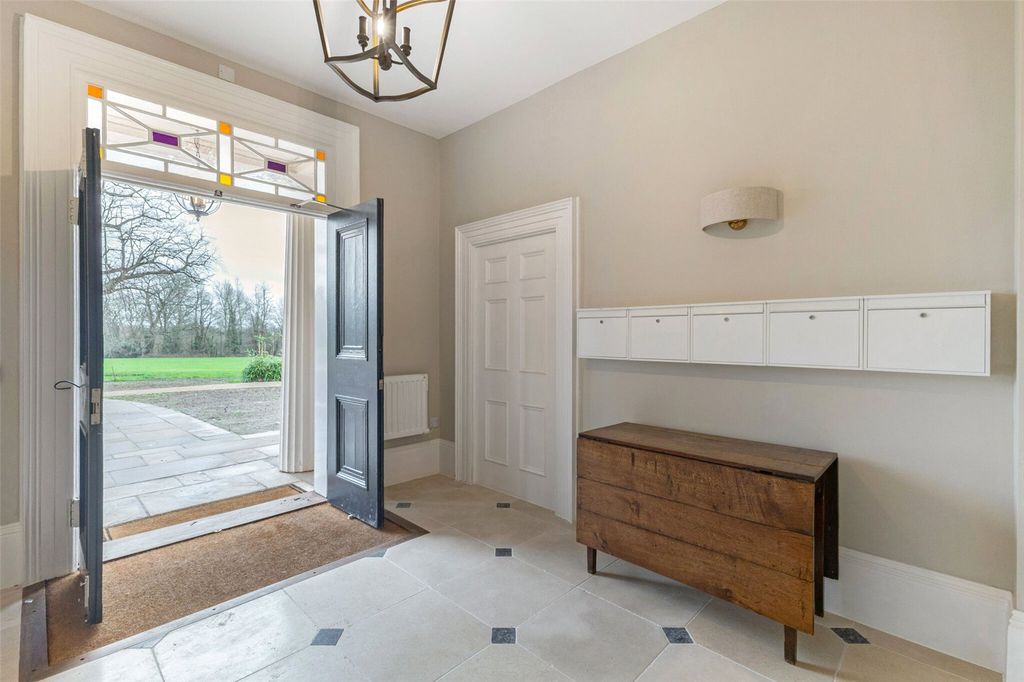 Additional image 5 of 2 bed flat for saleThe Manor At Arden Lawn, Henley-In-Arden, Warwickshire B95