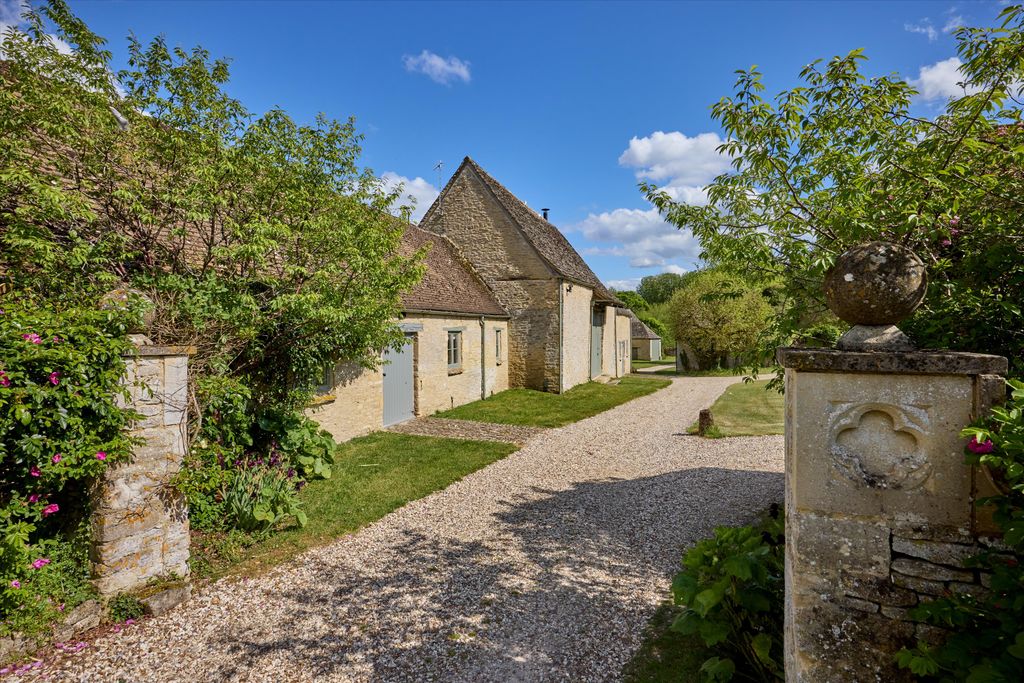 Additional image 6 of 8 bed farm for saleMinster Lovell, Oxfordshire OX29