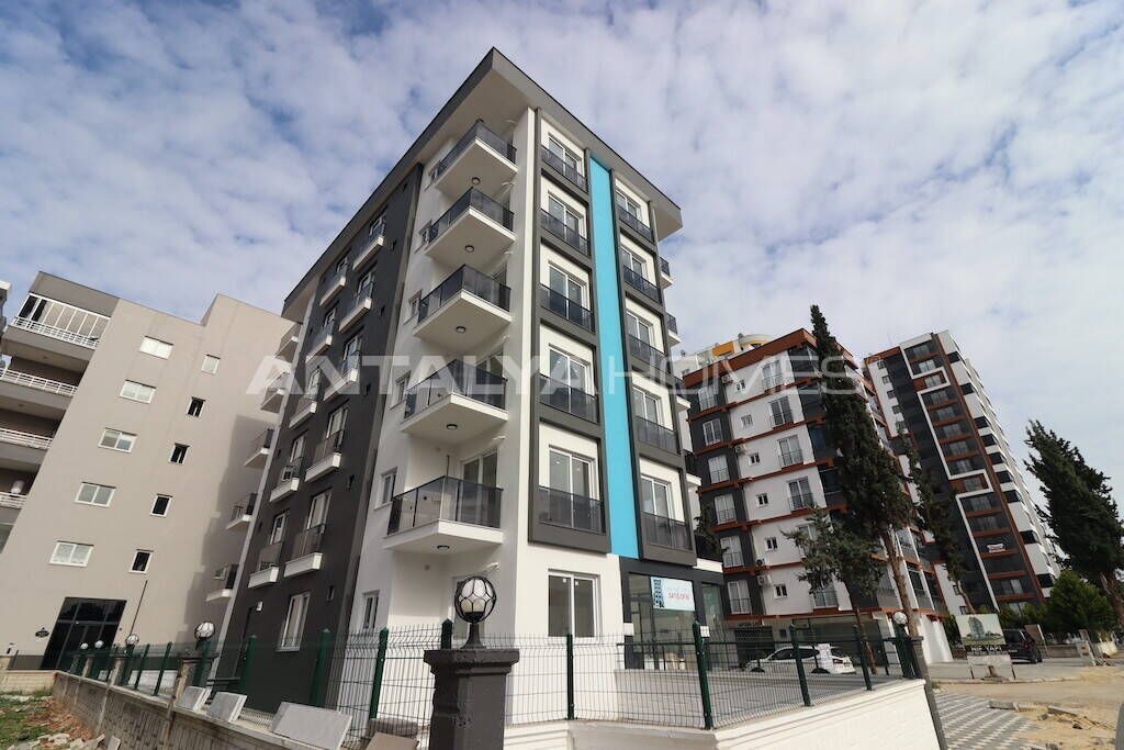 Property photo 2 of 19