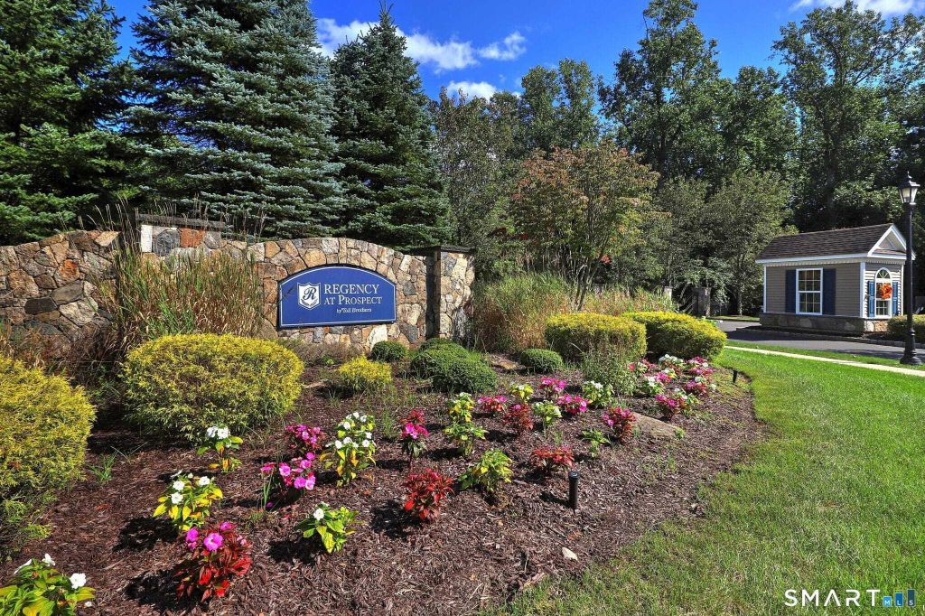 Property photo 1 of 31