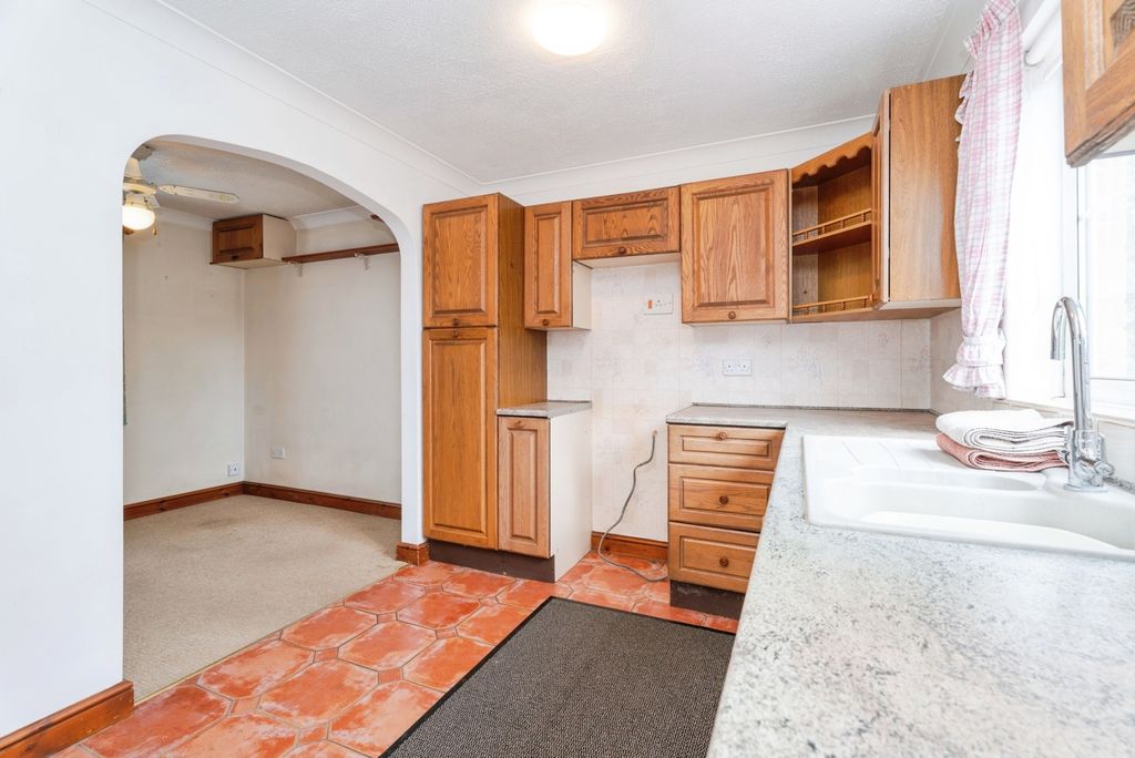 Property photo 3 of 17 Pbox-Img.Jpg