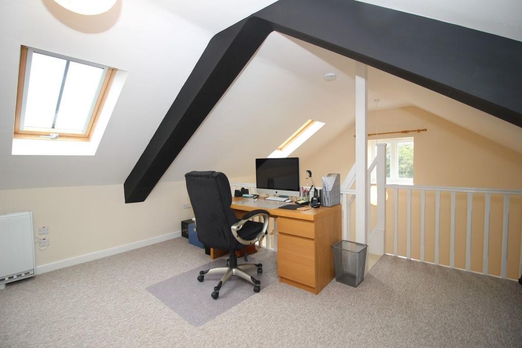 Additional image 19 of 3 bed barn conversion to rentMonkton Farleigh, Bradford-On-Avon BA15