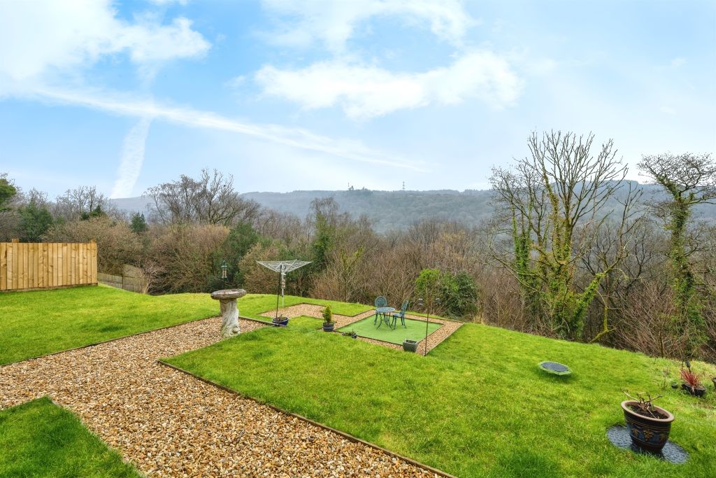 Property photo 2 of 35