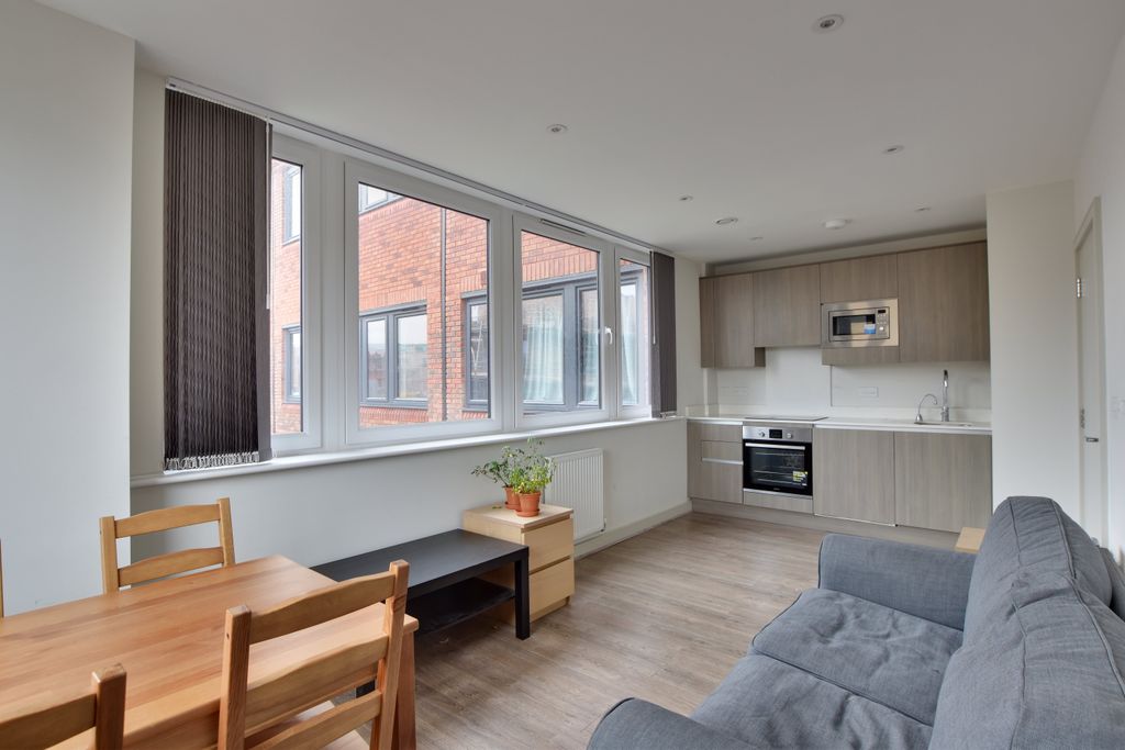 Property photo 1 of 7 3.